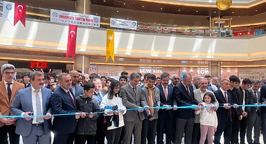 Malatya Park AVM'de üniversite tanıtım fuarı açıldı