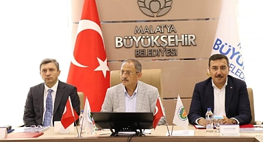 Bakan Mehmet Özhaseki Malatya'da incelemelerde bulundu