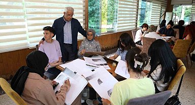 Battalgazi Belediyesi'nin resim kursuna yoğun ilgi