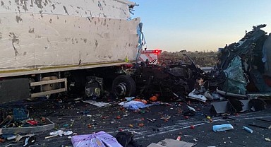 Diyarbakır-Şanlıurfa kara yolunda kaza: 1 ölü, 2 yaralı