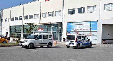 Malatya'da eşya taşırken 3'üncü katta düşen şahıs ağır yaralandı