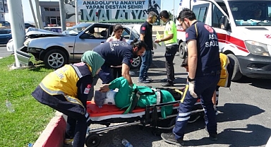 Malatya'da iki aracın karıştığı kazada 2'si çocuk 4 kişi yaralandı