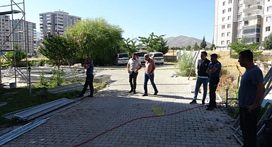 Malatya'da inşaat iskelesi çöktü: 1 işçi öldü, 2 işçi yaralandı