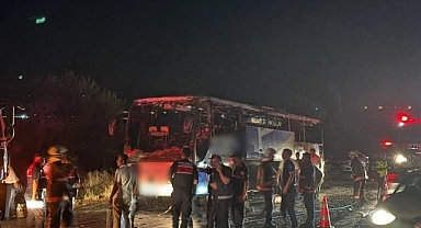 Malatya'da yolcu otobüsü alev alev yandı