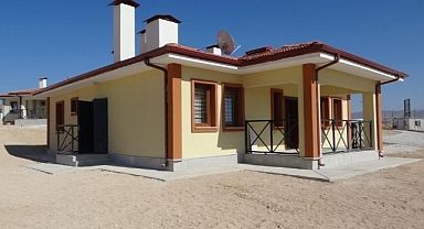 Malatya'daki köy evlerinde çalışmalar hızla sürüyor