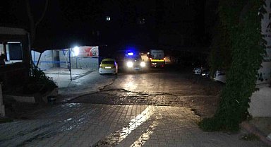 Malatya'da Nişanlısını Bıçakla Öldüren Kadın, Polise Teslim Oldu