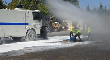 Malatya polisinden gerçeği aratmayan tatbikat