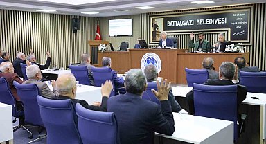 Battalgazi Belediye Meclisi 2024 yılı ücret tarifelerini belirledi