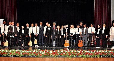 Malatya'da '24 Kasım Öğretmenler Günü' çeşitli etkinliklerle kutlandı