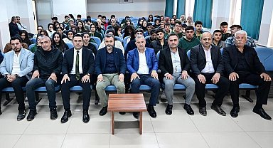 Yeşilyurt'ta öğrencilere hazırlık seti hediye edildi