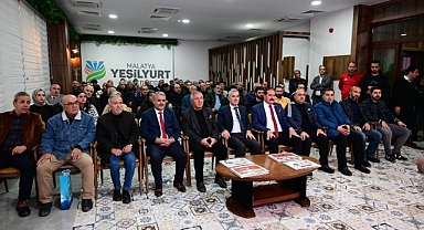 Başkan Çınar, spor camiasının temsilcilerine Yeşilyurt'taki spor yatırımlarını anlattı