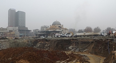 Malatya'nın sembol yapılarından Söğütlü Camii'nde yıkım başladı