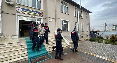 Kablo hırsızlarına jandarmadan suçüstü