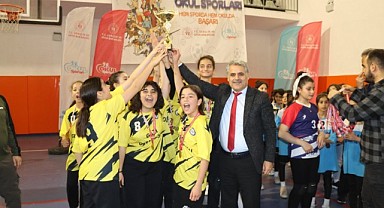 Okullar Arası Voleybol Müsabakaları Sona Erdi