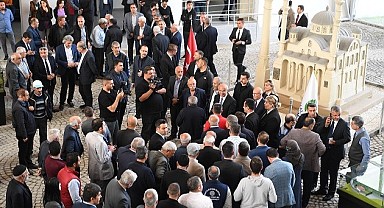 Başkan Er Tebrikleri Kabul Etti