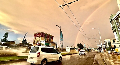 Malatya'da yağmur sonrası çıkan gökkuşağı görenleri mest etti