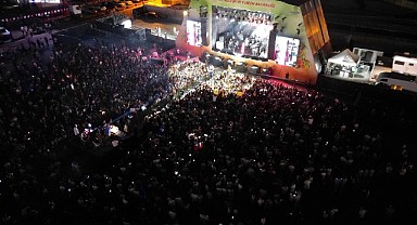 26. Kayısı Festivalinde Elif Buse Doğan ve Alişan Malatyalılarla Buluştular