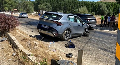 Doğanşehir'de iki otomobil çarpıştı: 3 yaralı