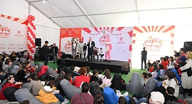 Er, Çocukların neşesine ortak oldu