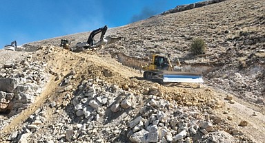 Malatya Büyükşehir Belediyesi Yaptığı Çalışmayla Yolu 15 Km Kısaltıyor 