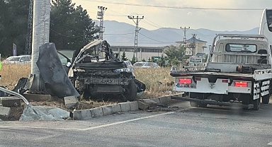 Malatya'da yolcu otobüsü ile otomobil çarpıştı: 1 ölü, 1 yaralı