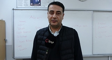 Depremlerde iki kardeşini kaybeden Yunus öğretmen adaletin tecelli etmesini bekliyor