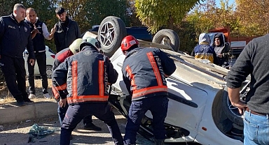 Kontrolden çıkan otomobil takla attı: 2 yaralı