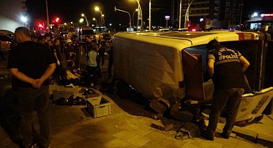 Malatya'da 1 kişinin öldüğü, 13 kişinin yaralandığı kaza kameraya yansıdı