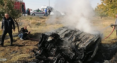 Malatya'da Feci Trafik Kazası: 2 Kişi Yanarak Hayatını Kaybetti