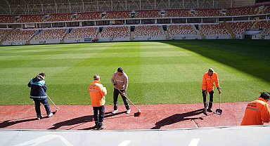 Malatya Stadyumu yeniden futbola hazırlanıyor