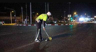 Minibüsün çarparak ölümüne neden olduğu gençten geriye ayakkabısı kaldı