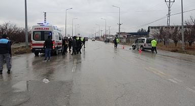 Malatya'da 6 kişinin yaralandığı kaza kameraya yansıdı