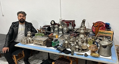 Malatya'da antika ve ikinci el eşyaların bulunduğu müzayedeye yoğun ilgi