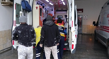 Malatya'da iskeleden düşen 3 işçi ağır yaralandı