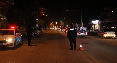 Malatya'da polis ekipleri yılbaşı denetiminde