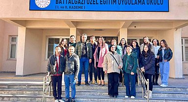 Özel eğitim öğrencileri ve ailelerine anlamlı dokunuş