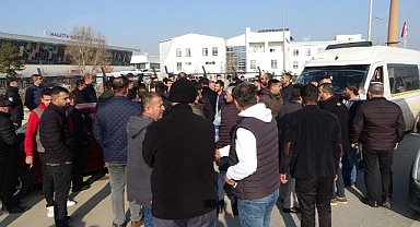 Malatya'da servis taşımacılığı yapan şoförlerden 'trafik cezası' tepkisi