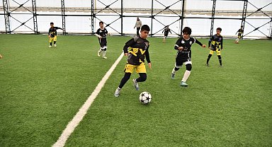 Yeşilyurt'ta ödüllü sömestr futbol turnuvası