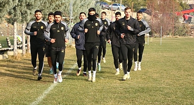 YMS'de yaprak dökümü sürüyor