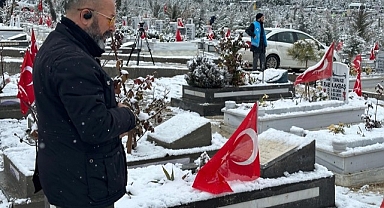 Asrın felaketinin 2'nci yıl dönümünde mezarlıkta hüzün hakim