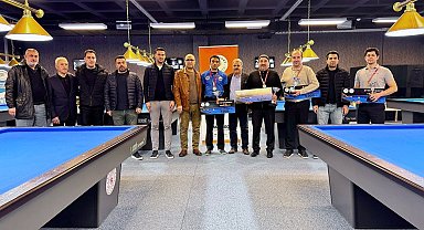 Bilardo tutkunları Yeşilyurt'ta buluştu