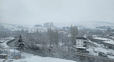 Darende'de kar yağışı sonrası kartpostallık görüntüler oluştu