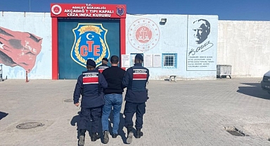 Kesinleşmiş cezası bulanan FETÖ firarisi yakalandı