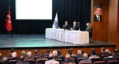 Vali Yavuz, sokak hayvanları için yeni düzenlemeyi açıkladı