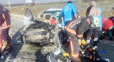 Malatya-Elazığ karayolunda feci kaza: Aynı aileden 3 kişi hayatını kaybetti