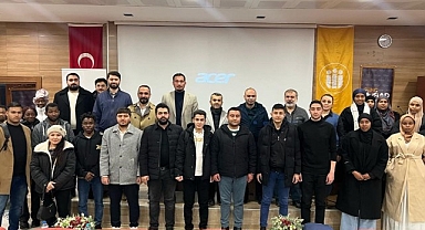 Uluslararası öğrencilere dış ticaret eğitimi verildi