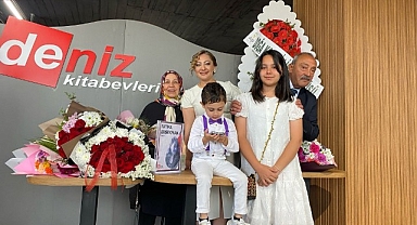 Fatma Ersekman, İlk Şiir Kitabının Galasında Okuyucularıyla Buluştu