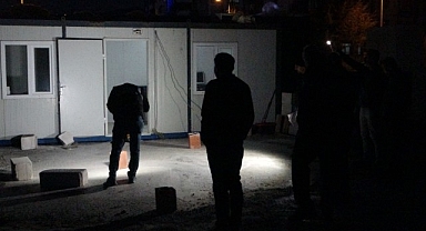 Konteyner içerisinde yaralandığını söyledi, boş kovanlar konteyner dışında bulundu