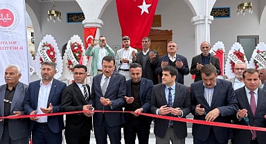 Levent Camii dualarla ibadete açıldı
