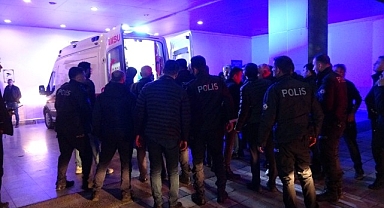 Malatya'da polis memuru halı sahada kalp krizi geçirdi